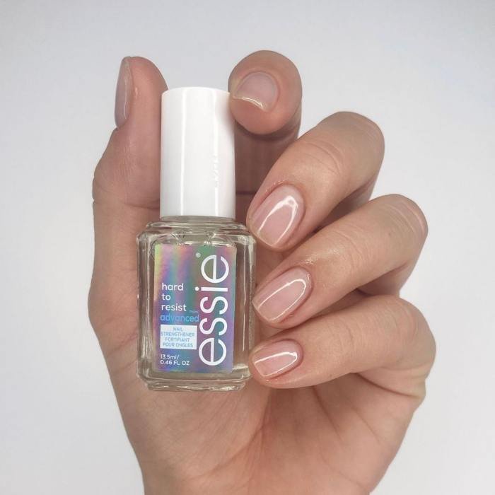 Cómo cuidar las cutículas de las uñas en casa con los mejores productos| Essie