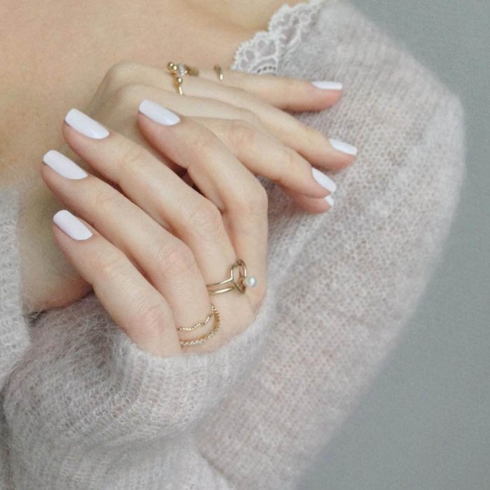 Manicura blanca o cómo lucir uñas con la elegancia de la sencillez