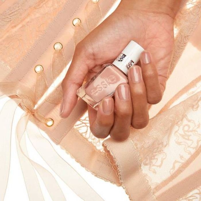 Las mejores ideas de diseños de uñas color caramelo para todas las ocasiones| Essie