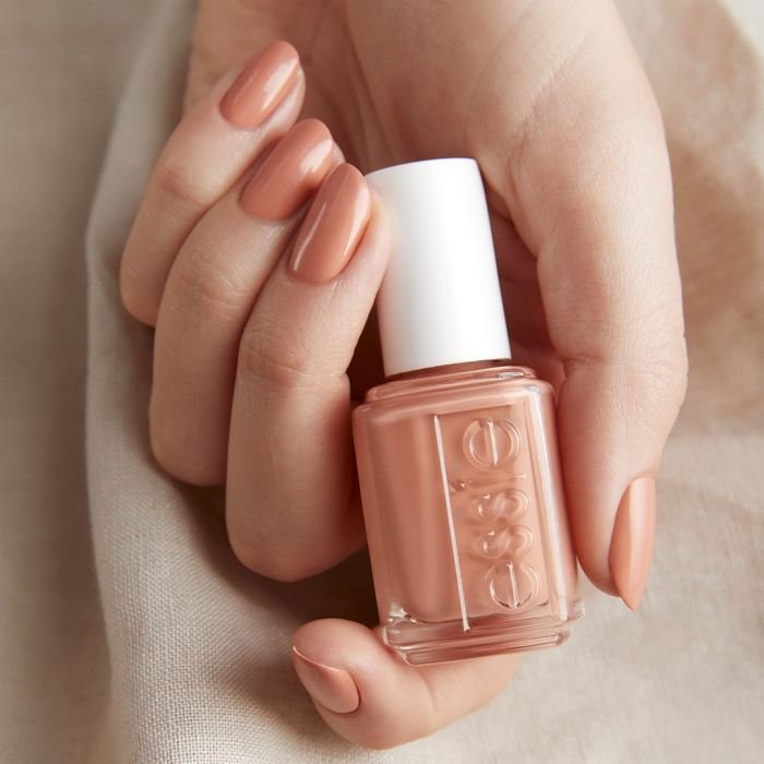 Las mejores ideas de diseños de uñas color caramelo para todas las ocasiones| Essie