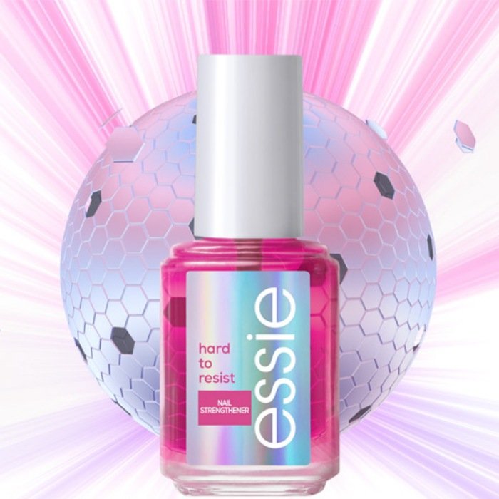 Cómo tratar y fortalecer las uñas escamadas de las manos | Essie