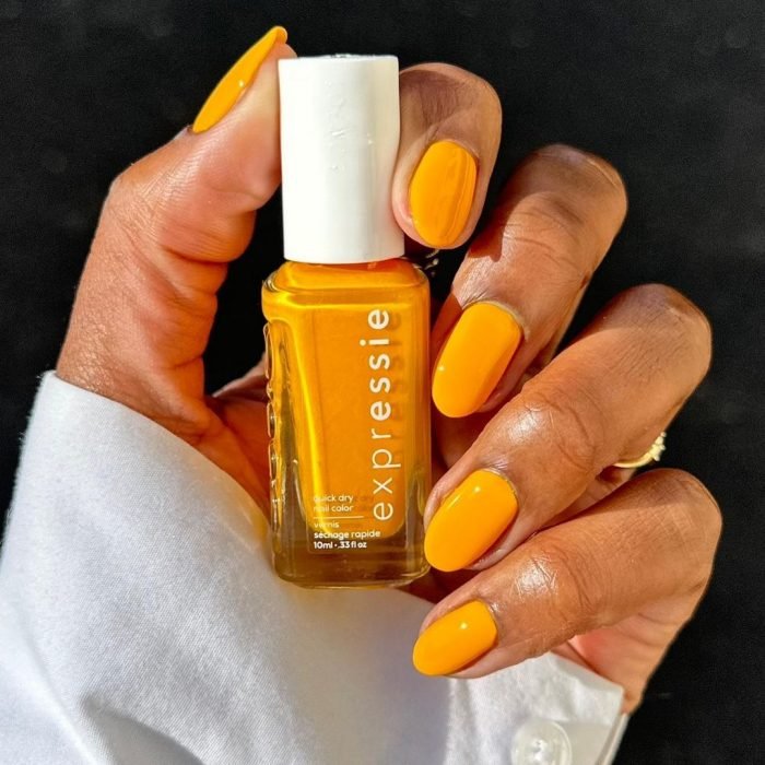 Tendencias de manicuras para llevar en un festival| Essie