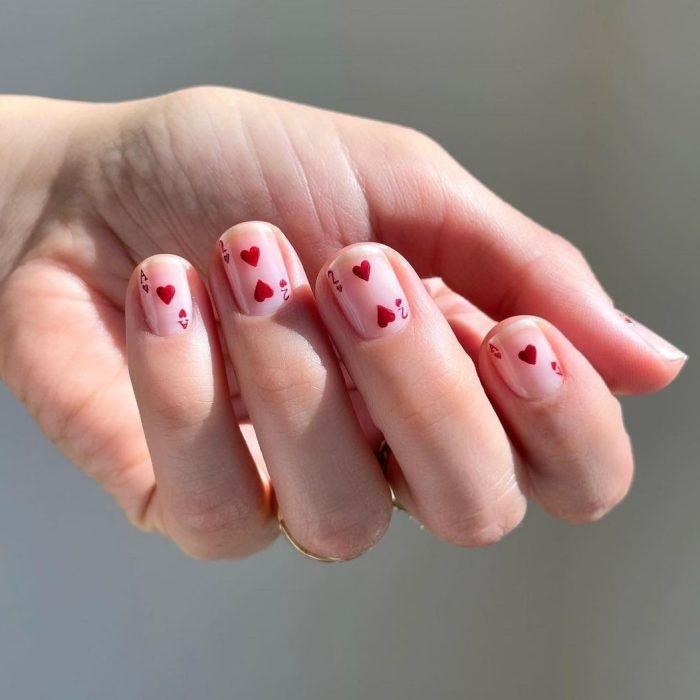 Ideas de uñas de San Valentín que son tendencia total | Essie