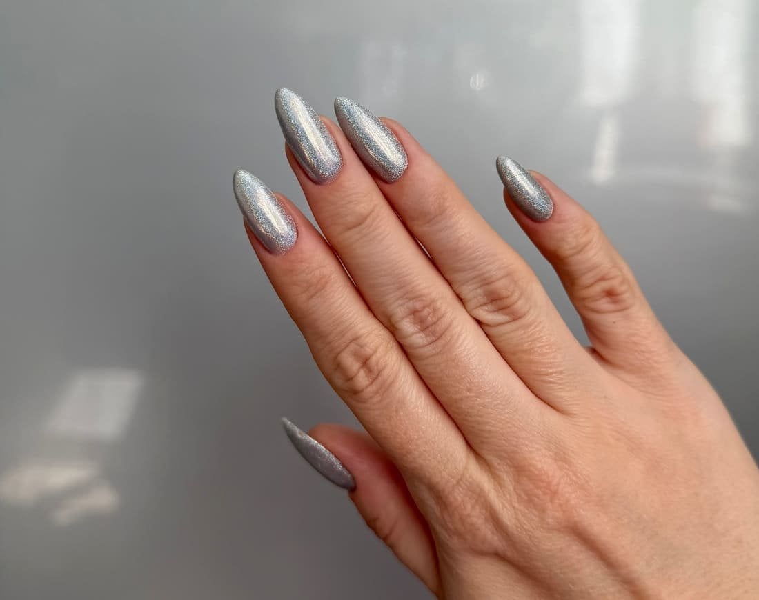 shimmer nails