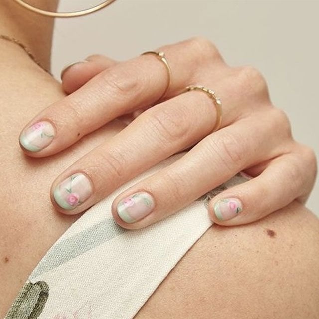 Consigue unas uñas con flores inolvidables con la amplísima colección de esmaltes de essie