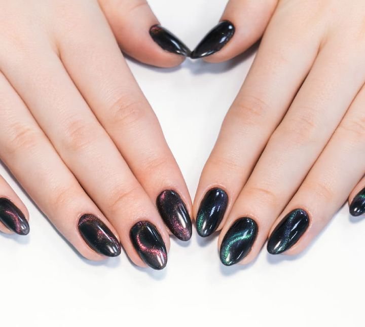 uñas ojo de gato