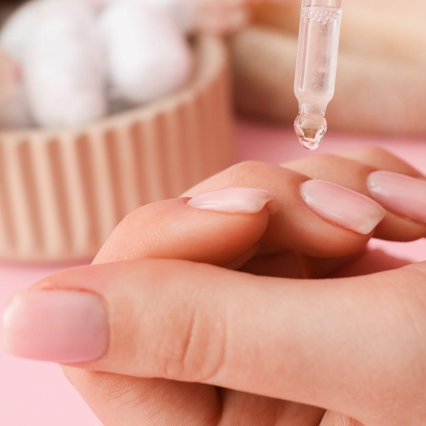 como-quitar-unas-de-gel-en-casa