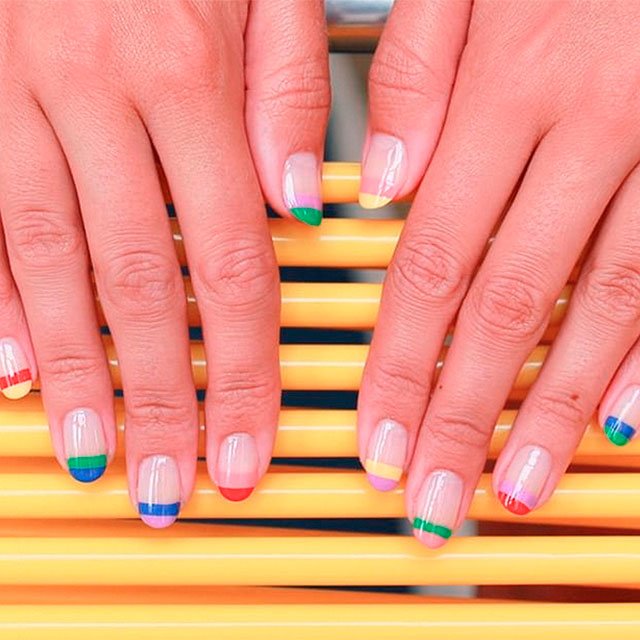 La manicura francesa original deja paso a nuevos estilos y nuevos colores como los de la Summer Collection de essie. 