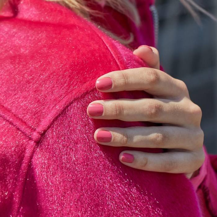 Todas las tendencias en uñas de 2023: colores, manicuras y estilos | ESSIE