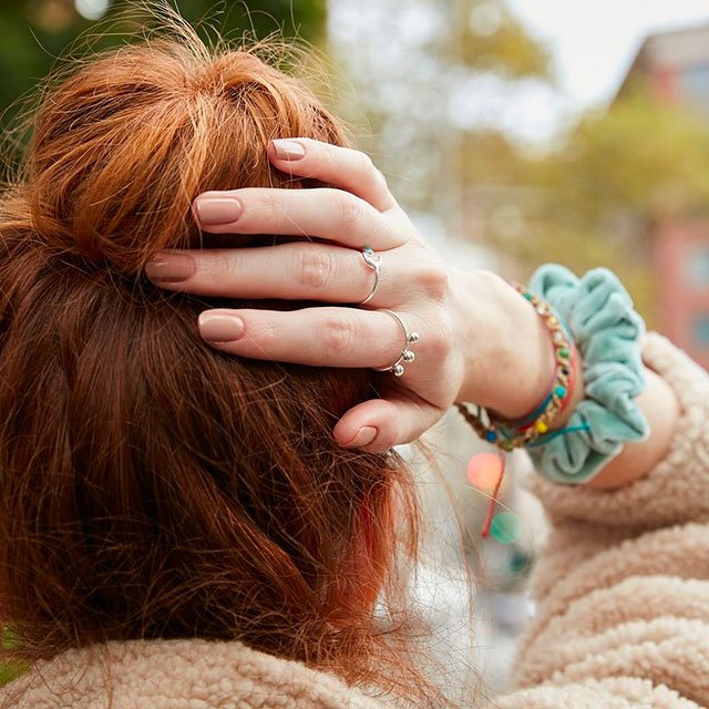 Si tienes las uñas blandas, prueba a fortalecerlas en solo una semana con Treat, Love and Color de essie.