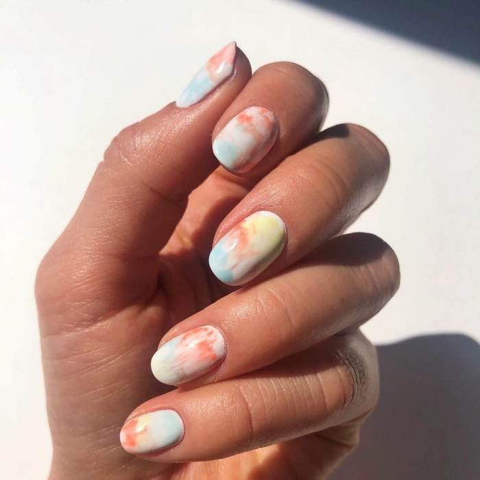 Ideas de uñas boho chic para combinar con tus looks de temporada | Essie