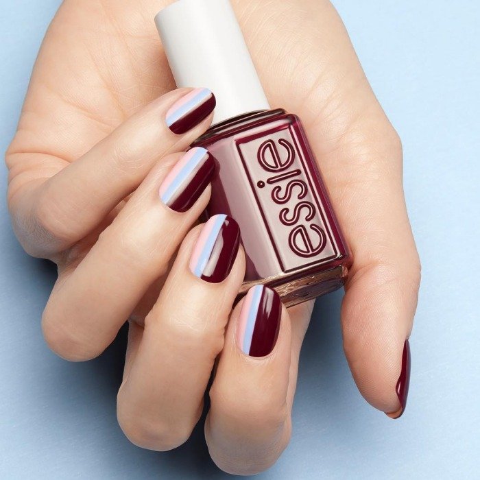 Diseños y tonos de uñas color berenjena para el invierno| Essie