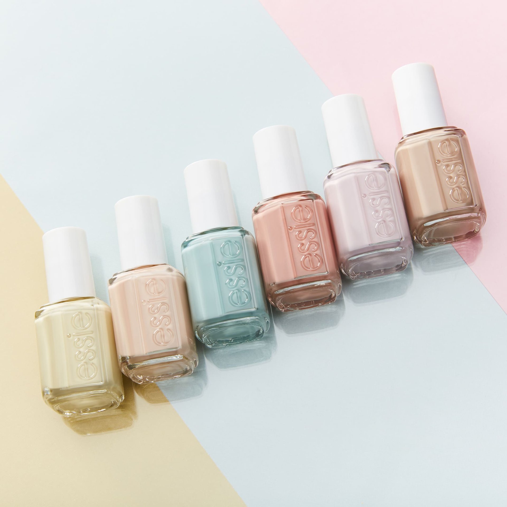 Uñas color pastel essie