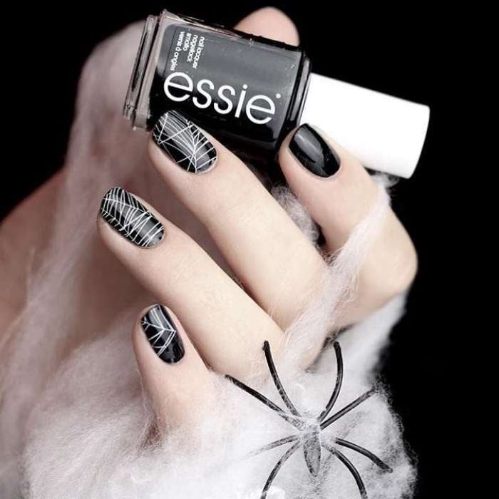 Uñas de bruja o Witchy Nails: La manicura perfecta para Halloween | Essie