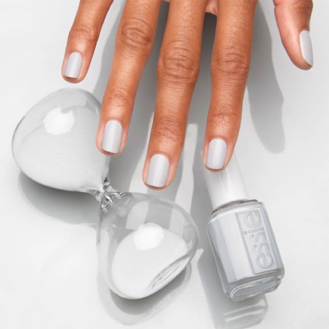 Uñas grises