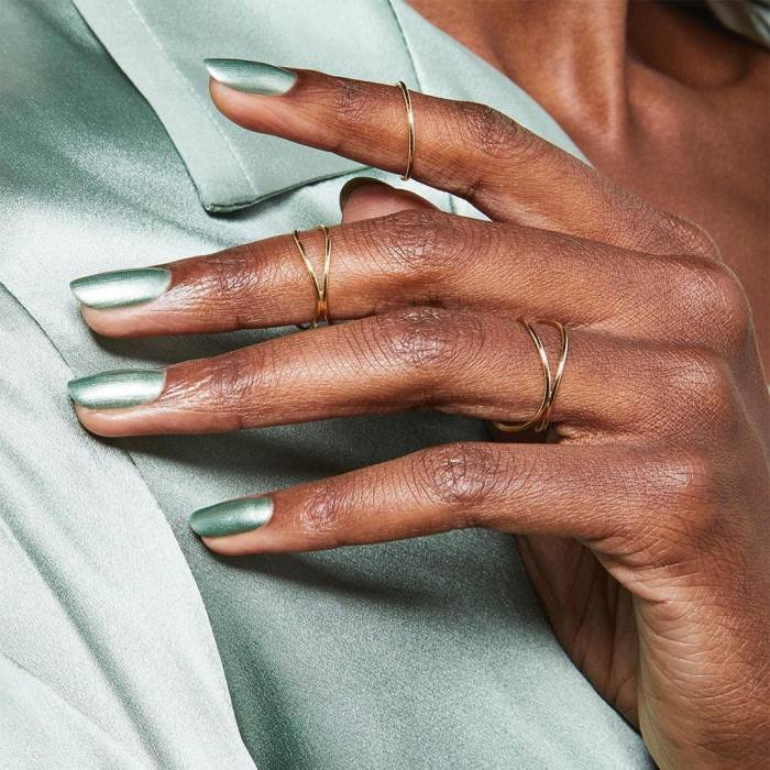 Uñas metalizadas, todo sobre esta tendencia que triunfa en 2023| Essie