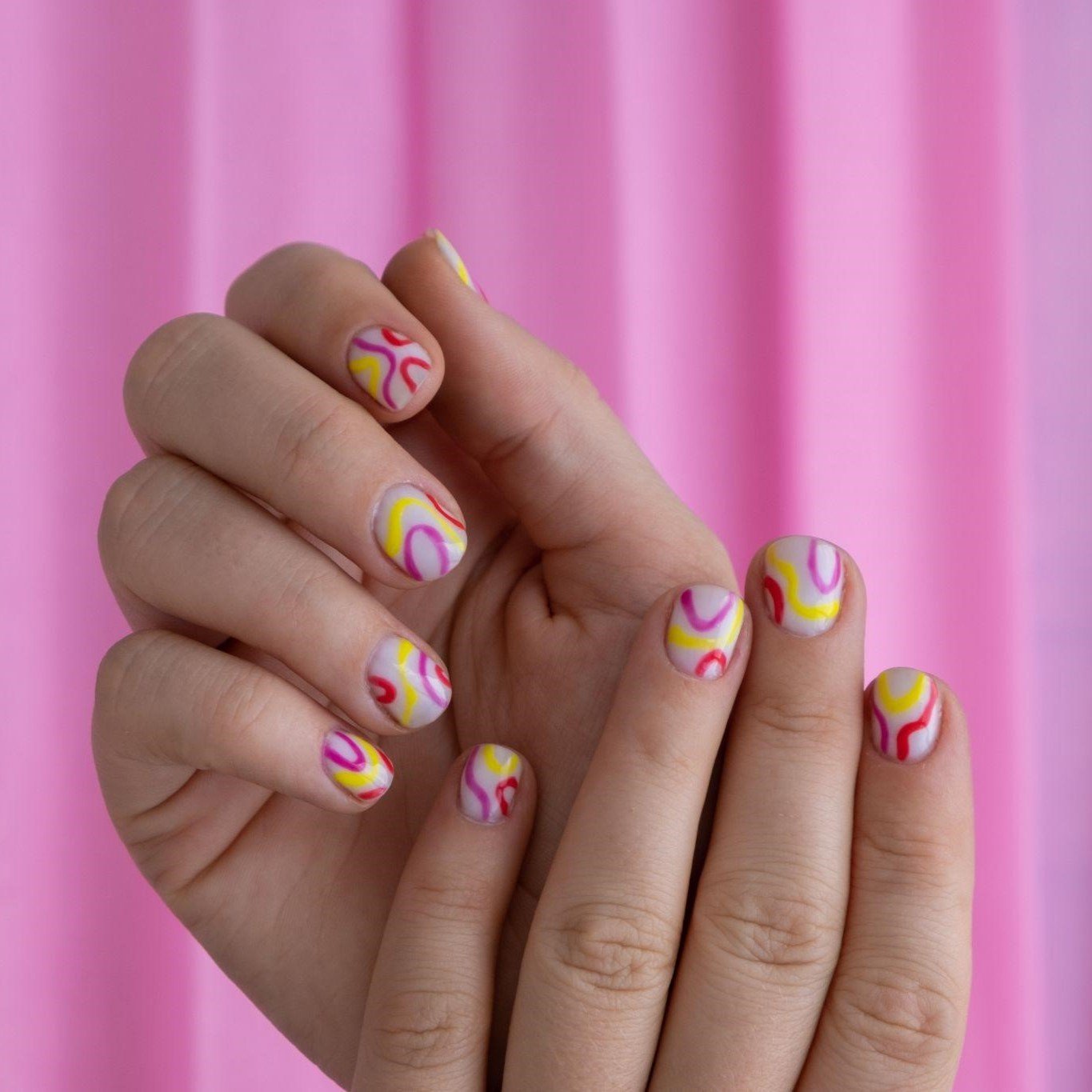 elegantes-unas-minimalistas