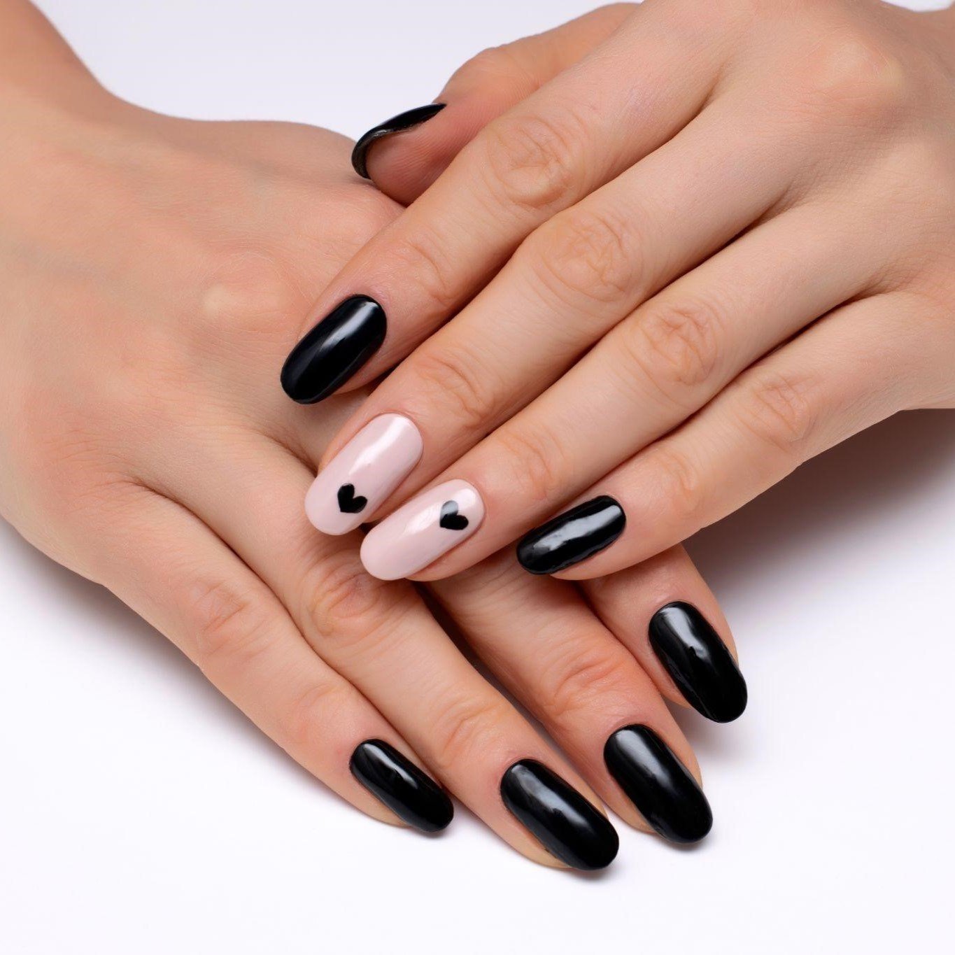 unas-minimalistas-puntos