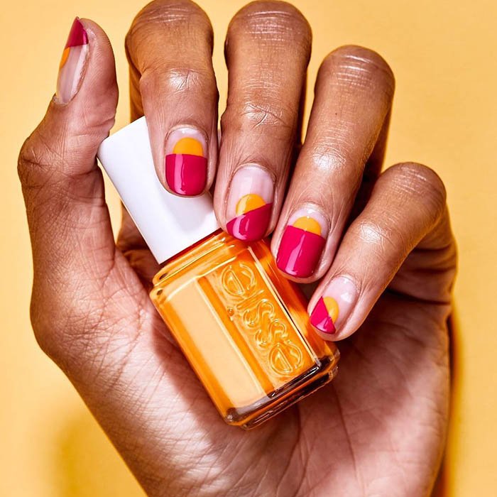 Uñas naranjas ESSIE