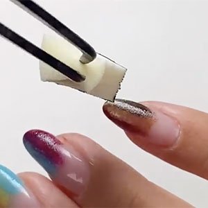 Uñas pride dedo menique