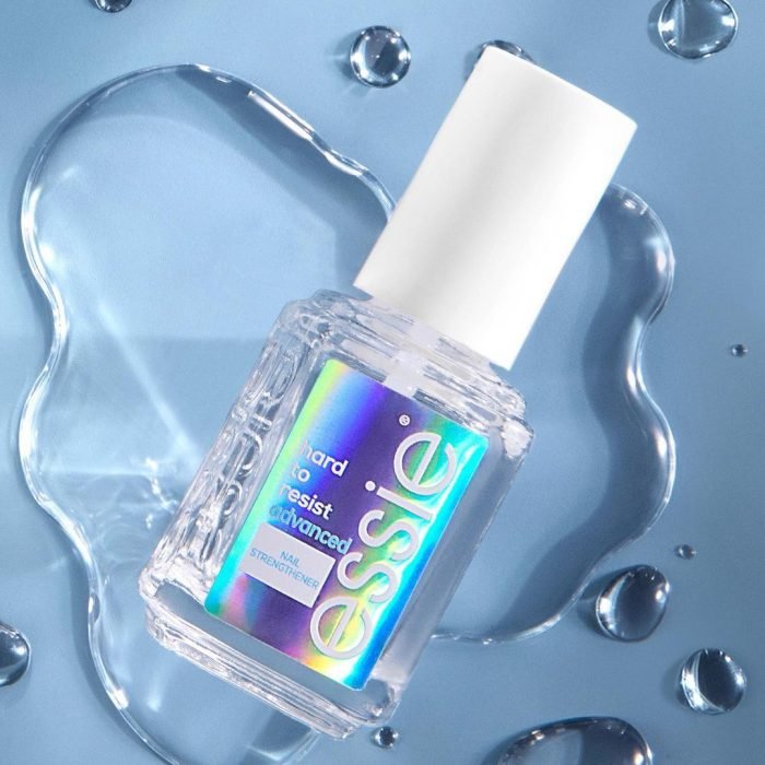 Cómo prevenir las uñas rotas en capas| Essie