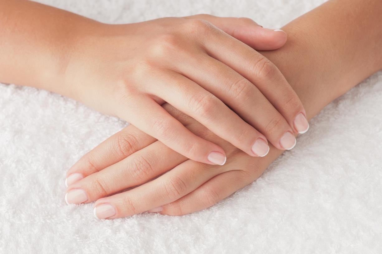 uñas rugosas manos causas