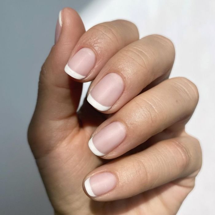 Cómo hidratar las uñas secas: trucos, consejos y tratamientos| Essie