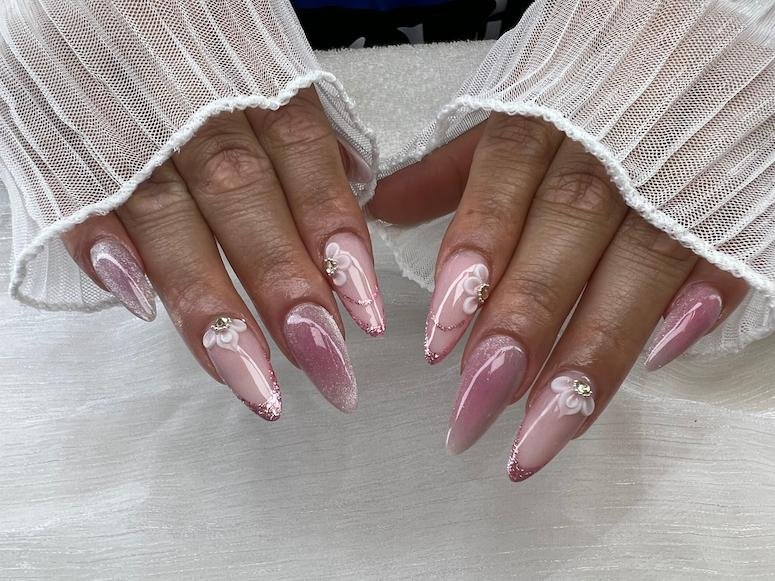 unas de gel o acrilicas