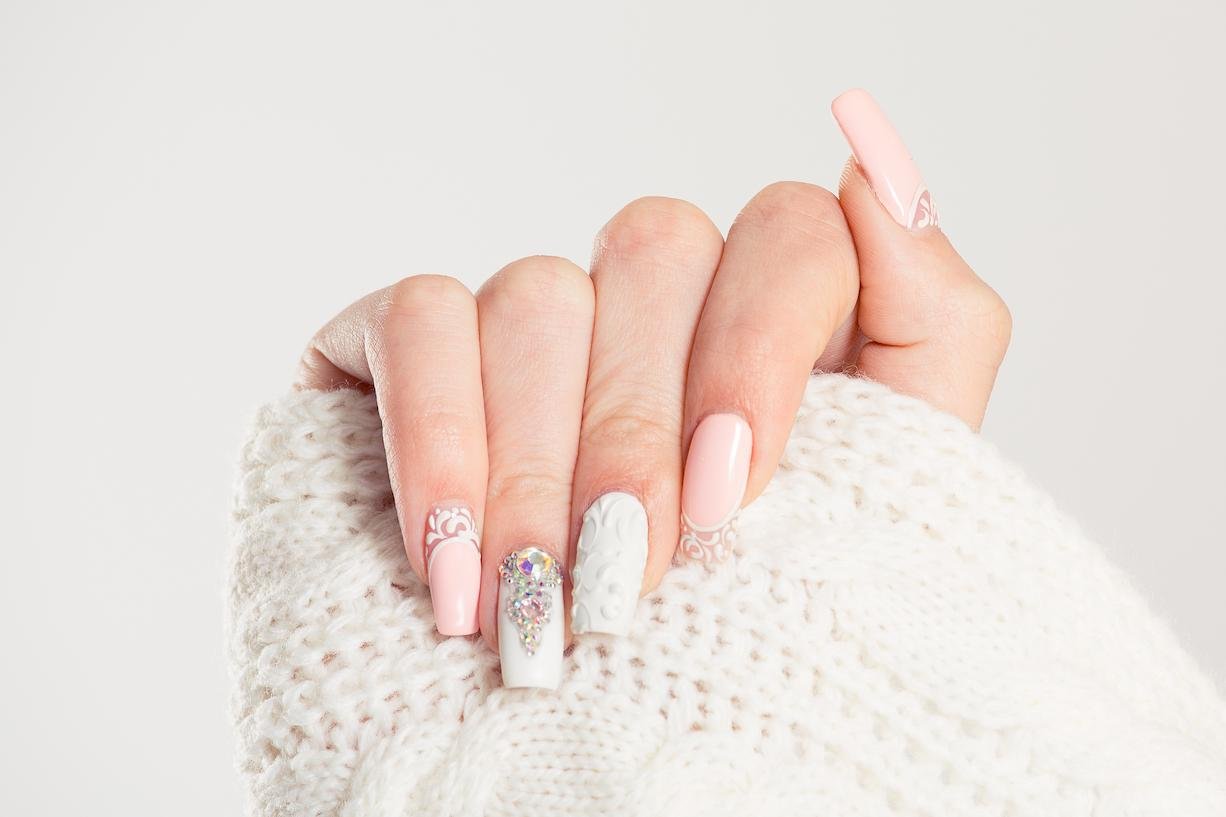 unas de gel o acrilicas