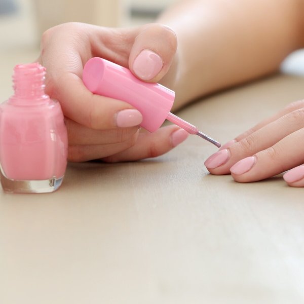 colores uñas primavera 2025