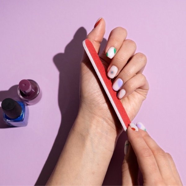 manicura primavera 2025