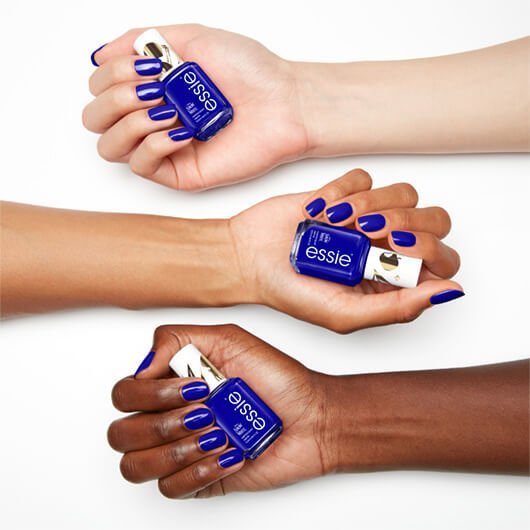 coleccion_essie_x_blanca_nieves_de_disney_brave-and-true-swatches