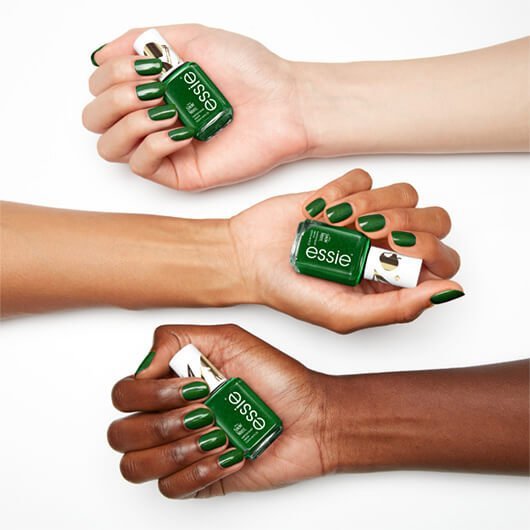 coleccion_essie_x_blanca_nieves_de_disney_seize-the-crown-swatches