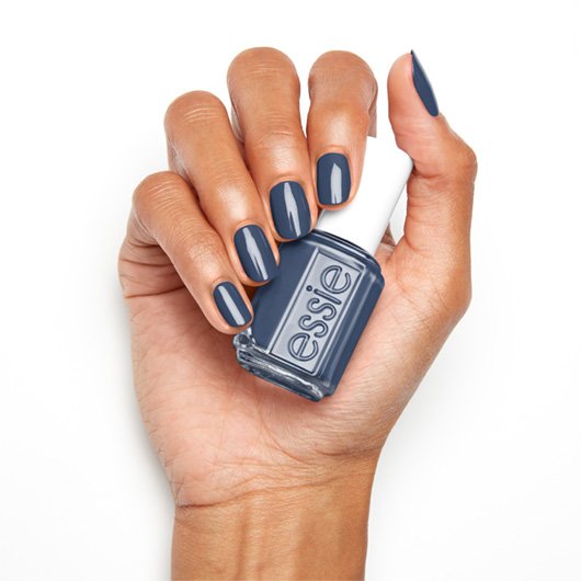 to me from me-essie clásico-manicura-03-Essie