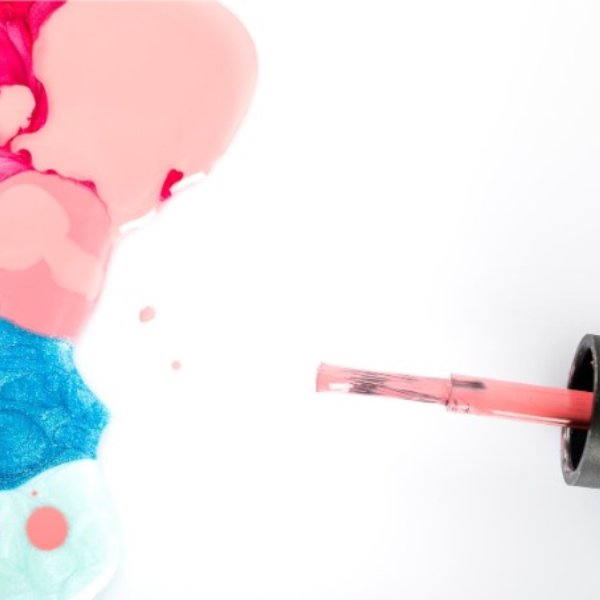 Aprende cómo conseguir unas uñas efecto acuarela perfectas